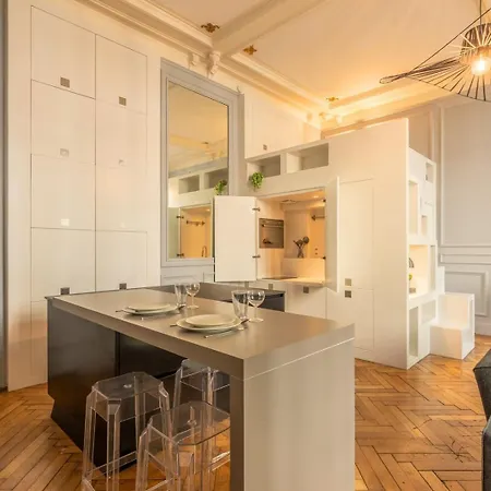 Apartment Centre - Grand Atypique !