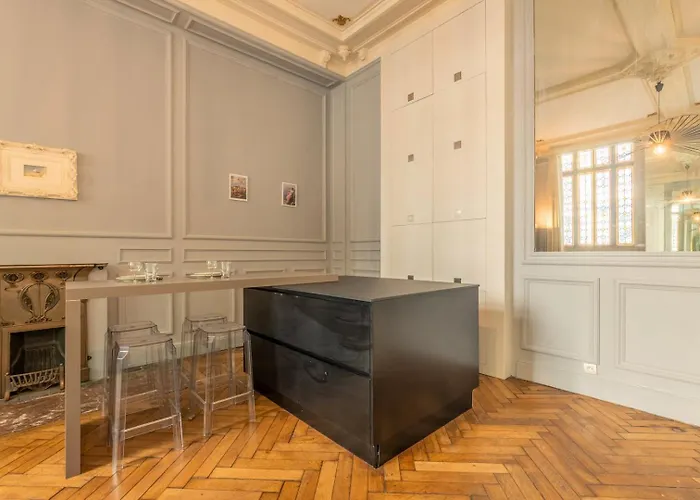 Centre - Grand Atypique !