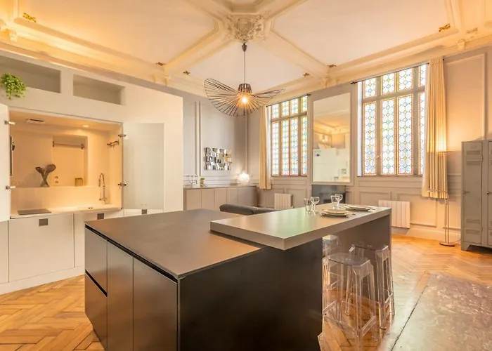 Appartement Centre - Grand Atypique ! *